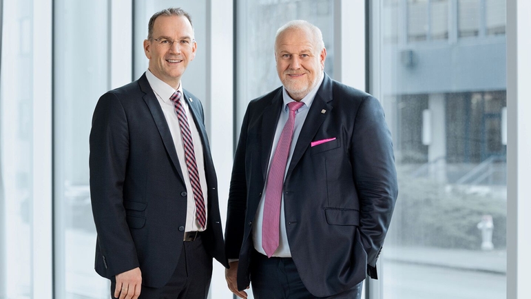 CEO Dr. Peter Selders e presidente do conselho de supervisão Matthias Altendorf.